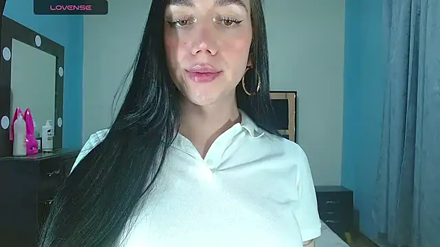karla zambrano online show from May 2026 07:19:01 PM