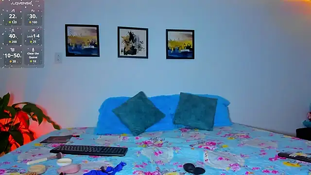 Snapshot of elafranco_ chatting on November 2025 11:00:02 AM elafranco online show from November 2025 11:00:02 AM