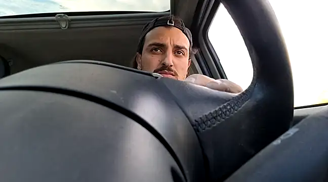 Snapshot of salvat22 chatting on March 2025 10:57:02 AM salvat22 online show from March 2025 10:57:02 AM