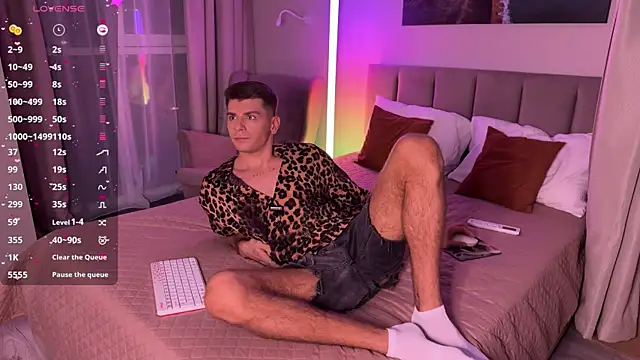 Walt Enjoy online show from November 2025 05:33:01 PM