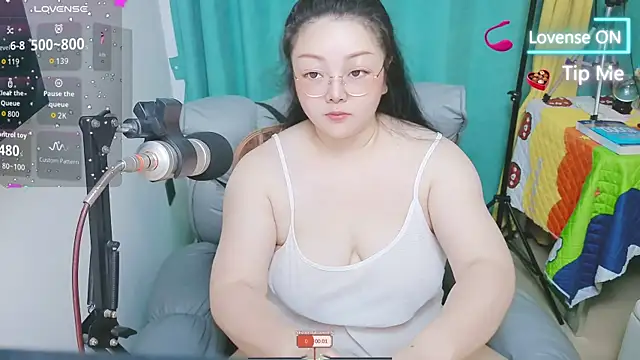 Weiwei5200 online show from May 2026 03:01:02 AM