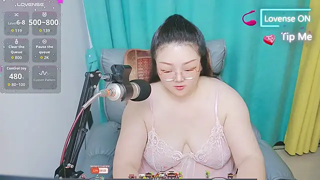 Weiwei5200 online show from May 2026 02:05:02 AM