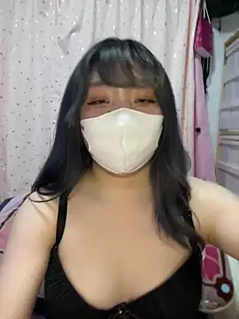 Snapshot of YUNA-yuna chatting on February 2025 05:01:02 PM YUNA-yuna online show from February 2025 05:01:02 PM