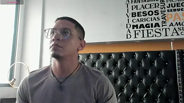 JoshMillerr  online show from May 2026 06:59:01 PM