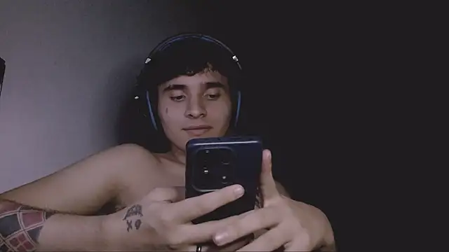 Charley quin online show from September 2025 03:17:01 AM