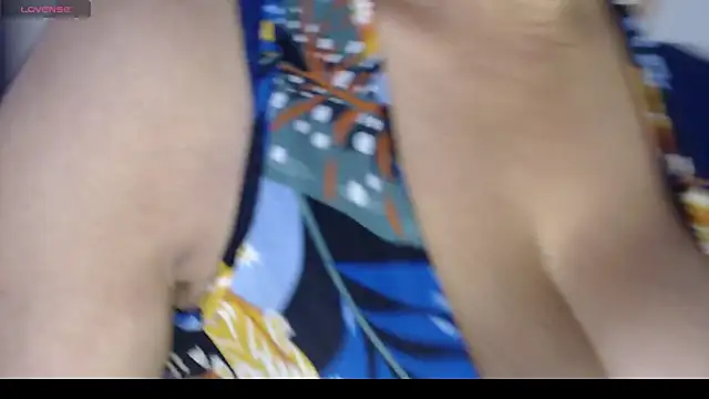 Snapshot of Astrid_Mller chatting on October 2025 12:45:01 PM Astrid Mller online show from October 2025 12:45:01 PM