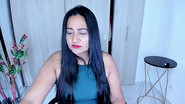 Snapshot of Adele_Sweett chatting on May 2026 11:06:01 AM Adele Sweett online show from May 2026 11:06:01 AM