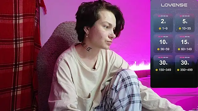 esajukyy online show from October 2025 02:15:01 PM