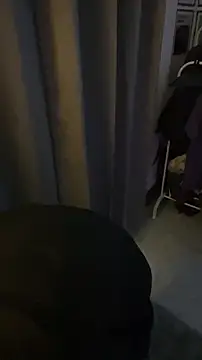 nick  yy online show from January 2026 08:00:01 PM