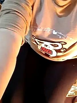 ShadiaStar online show from February 2025 07:10:01 PM