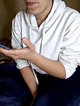 ShadiaStar online show from February 2026 08:01:02 PM