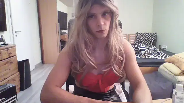 Kinky-Kristina online show from September 2025 07:37:02 PM