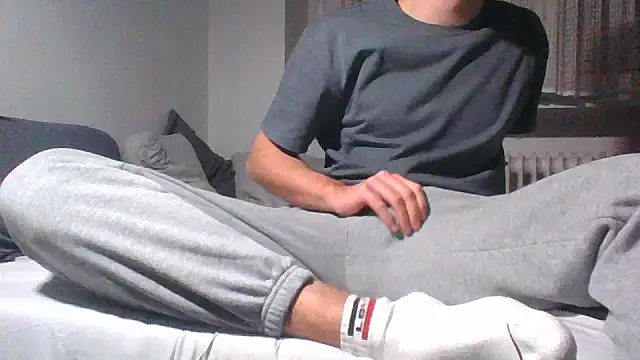 Jamie 2006 online show from November 2025 07:01:02 PM