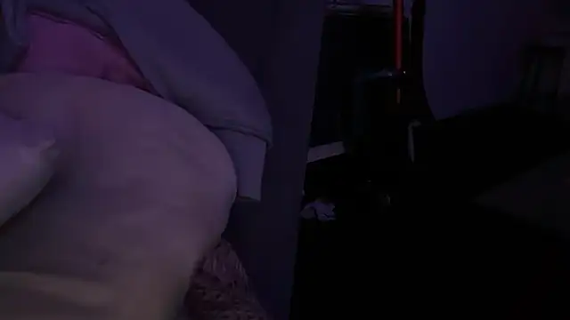 Snapshot of houy111111 chatting on October 2025 09:56:01 PM houy111111 online show from October 2025 09:56:01 PM