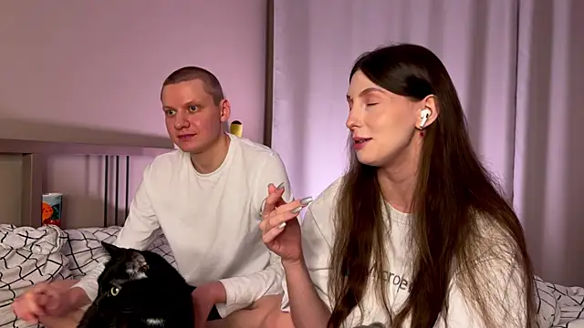 Snapshot of eternal_dream_ chatting on December 2024 07:32:01 PM eternal dream online show from December 2024 07:32:01 PM