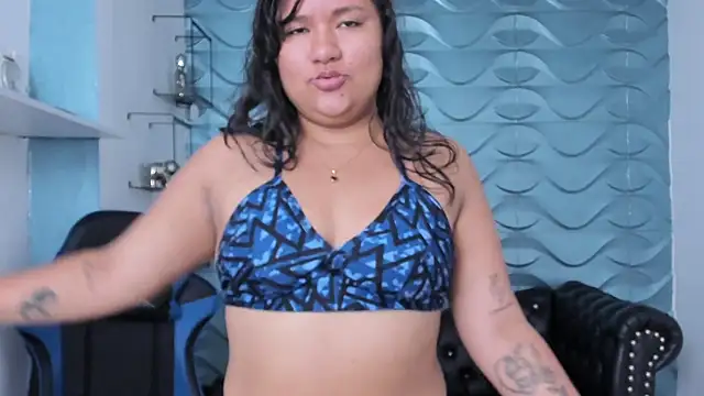 natasha adams22 online show from January 2025 12:48:01 AM