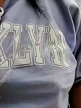 Danna-linyi online show from December 2024 04:00:02 PM