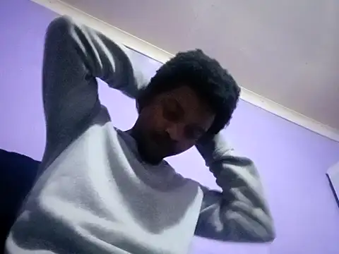 Snapshot of NudeDeen chatting on November 2025 08:42:02 PM NudeDeen online show from November 2025 08:42:02 PM