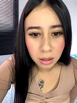 Zoee t online show from October 2025 07:46:02 PM