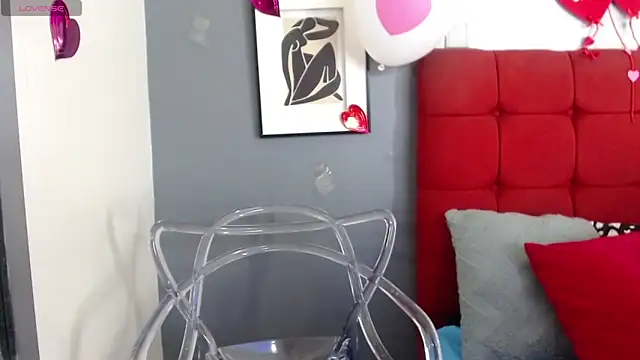 Snapshot of _Natassia_Dreams chatting on February 2025 01:14:02 AM Natassia Dreams online show from February 2025 01:14:02 AM