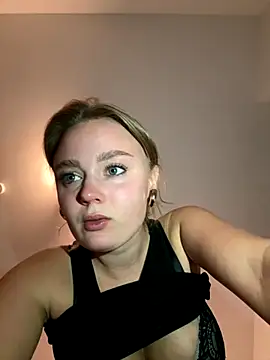 CherryEmmy online show from October 2025 05:21:01 PM