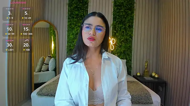 StefaBrown online show from March 2025 11:31:01 AM