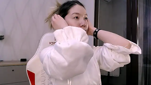 Snapshot of Babby_Rabbit chatting on November 2025 01:04:02 PM Babby Rabbit online show from November 2025 01:04:02 PM