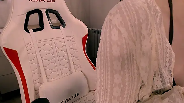 Snapshot of Babby_Rabbit chatting on December 2025 01:49:02 PM Babby Rabbit online show from December 2025 01:49:02 PM