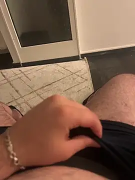 Snapshot of Loco42- chatting on October 2025 12:40:02 AM Loco42- online show from October 2025 12:40:02 AM