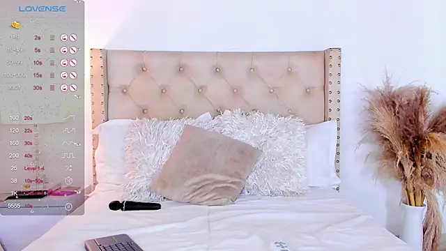 Snapshot of marilynrossy chatting on February 2025 03:30:01 AM marilynrossy online show from February 2025 03:30:01 AM