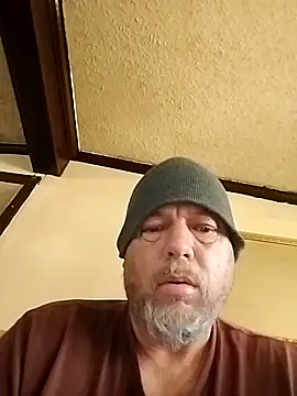 Snapshot of Rayc61 chatting on February 2026 02:58:02 PM Rayc61 online show from February 2026 02:58:02 PM