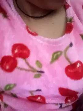 Snapshot of cute-neha70 chatting on January 2025 06:17:02 AM cute-neha70 online show from January 2025 06:17:02 AM