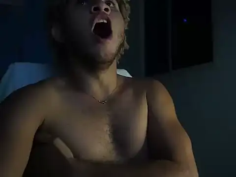 catfit23 online show from November 2025 03:20:01 AM