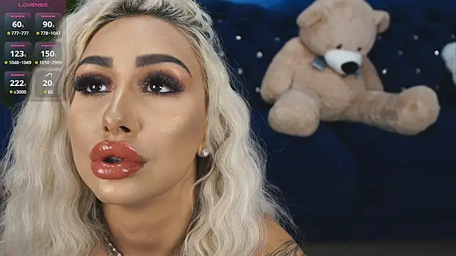 GoldenAmber online show from January 2025 05:47:02 PM