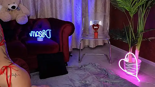 GoldenAmber online show from February 2025 04:47:02 AM