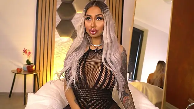 GoldenAmber online show from February 2026 06:30:02 AM