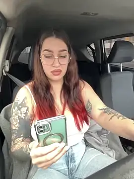 VikiDemi online show from February 2025 12:31:01 PM