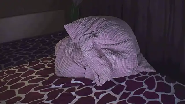 Snapshot of AngelCumsAllTheTime chatting on March 2025 12:09:02 PM AngelCumsAllTheTime online show from March 2025 12:09:02 PM