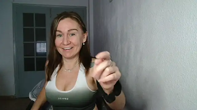 TamaraSweetxo online show from December 2024 04:39:01 PM