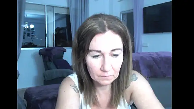 TamaraSweetxo online show from June 2026 11:24:02 PM