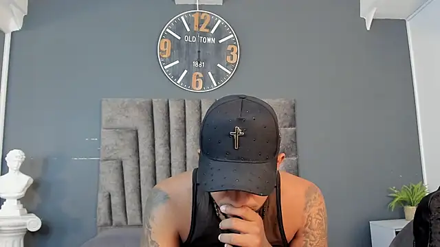 Robin Rief online show from July 2026 07:19:02 PM