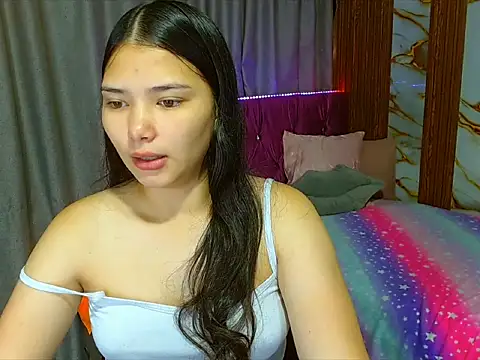 Snapshot of alissonwinx chatting on June 2026 07:03:02 PM alissonwinx online show from June 2026 07:03:02 PM