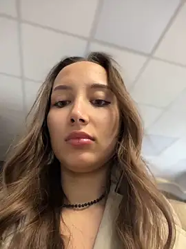 Snapshot of VelvetVixenI chatting on September 2025 11:15:01 AM VelvetVixenI online show from September 2025 11:15:01 AM