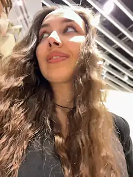 VelvetVixenI online show from April 2026 04:46:02 PM