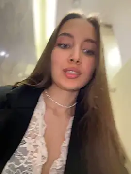 VelvetVixenI online show from April 2026 07:07:02 PM