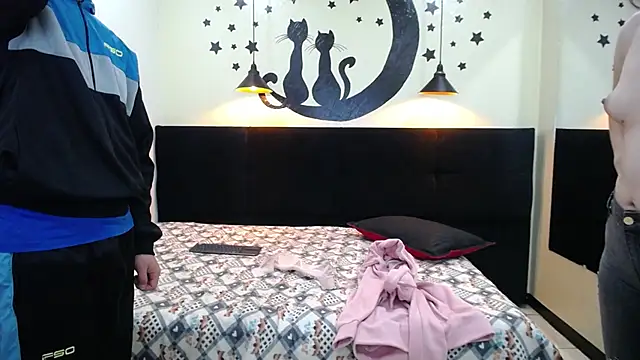 JeremmyAndStacy online show from February 2025 01:00:02 PM