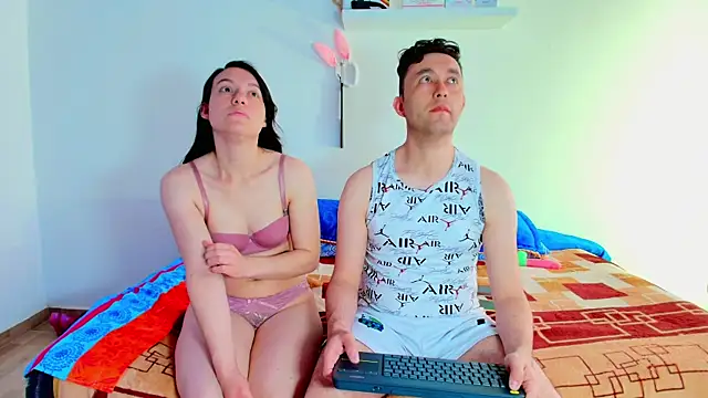 JeremmyAndStacy online show from December 2025 03:21:01 PM