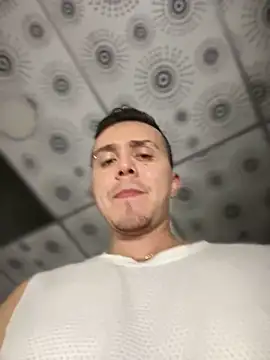 adam-rivera online show from October 2025 05:58:02 AM