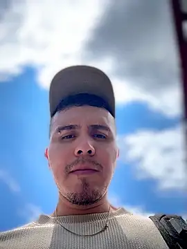 adam-rivera online show from May 2026 05:32:01 PM
