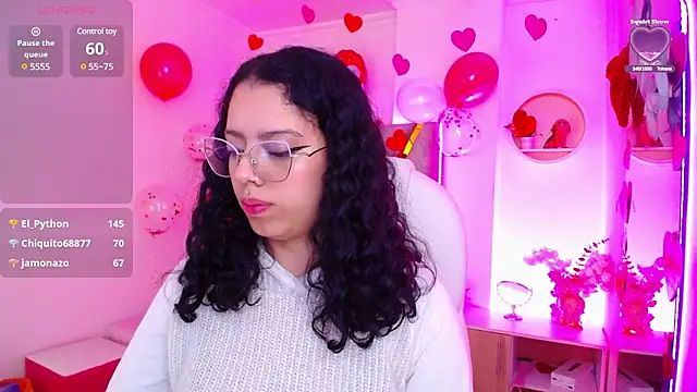 Snapshot of Aurora_Brownn chatting on February 2025 04:08:02 AM Aurora Brownn online show from February 2025 04:08:02 AM